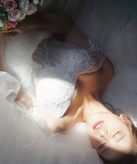 ���������յ��ϰ���ͻ�ױʦ����ױ�ն��ĳ���д��