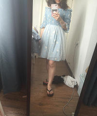 ����ĩ�����¹��и���ë������ֻ��Ť���Ǽ����·�