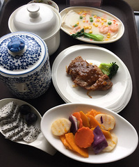 �ڰ���ܰ���ӻ��������ӵ�28�죬����˵