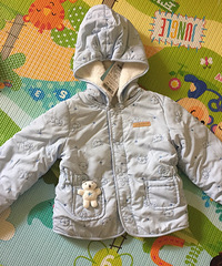 ��¥���򵽴��۵��޶��·���4��һ����300�࣬�ÿ��ֱ���