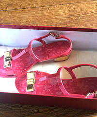 �����С�ܣ��۸���ú�ʵ��