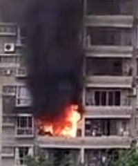 茶园电动车爆炸引发起火!