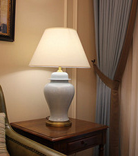 温馨美式风打造完成,手工钩的沙发巾更有家的味道