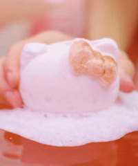 ��Ů���޷����ܵ�ԡ��