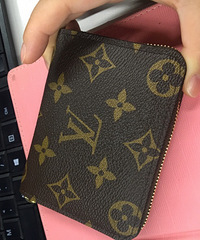 ����ӣ�����LV������Ǯ��һö