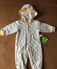 ���������죬Ӥ��װ���ͣ������