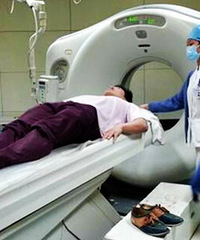 ŮӿԳѪ˿һ龹Ƿΰ......