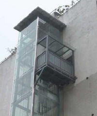 任性!铜梁住户修了部电梯到自己家
