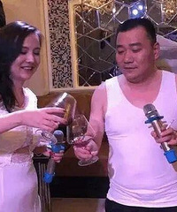 网红干露露,竟然在KTV当公主了