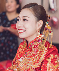 重庆姑娘大杀四方,反对陕西闹婚礼恶习!江北嘴教堂婚礼好浪漫