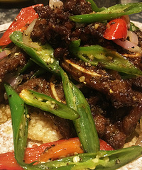 万科锦尚美食街5折了
