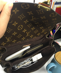 LV�ʲ�������ϰ��������������£���һ�α�����˾�ϰ�