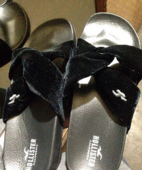 �����ڱ�����ּ�İҺͣ�����ZARA����¿װ�е��ֲ�