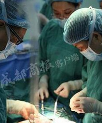 她"每月都来月经"竟怀孕8个月