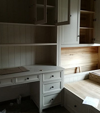 终于把家里的柜子都安装完了,效果满意