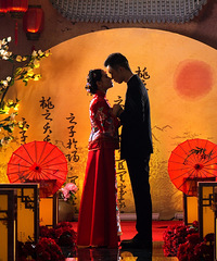 十年异地,我们终把岁月铺成红毯(“花好月圆”新中式婚礼)