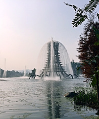 "黛山秀湖",带儿子去秀湖公园学走路