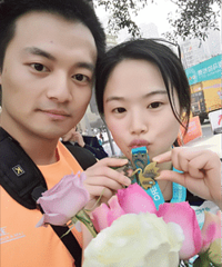 来看我们走心的爱情故事,干了这碗狗粮