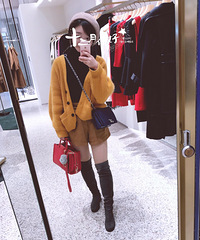 ֮ǰ���ѥ���ϸ�ͼ����ϵ�������������ɫѥ�ӣ��о�������