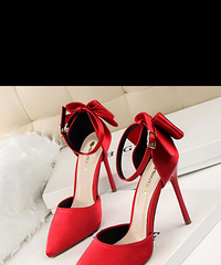 ��ʽ��̷�Ӧ����ʲô����Ь�ӣ��ҿ����⼸˫����֪������ôѡ