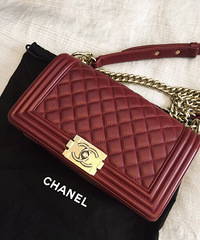 ������ζ����ڵ����ζ���۴���