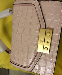 ������İ�����æ����һ�£����˵ĸо��ò���ʵ