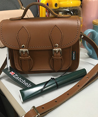 ��������Ҫ�����ˣ�ɹɹ����ܵĵ��߸�������Ӣ����ȫ�ֹ����Ű�