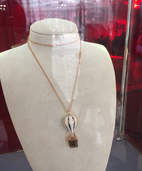 ʥ����9���²�I Do�Խ䣬ͬʱ��������100����֤��ʥ�����...