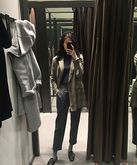·��ZARA�̲�ס��ȥ����һȦ��һ�Ծ��̲�ס�²��˺ü���