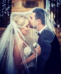 ����������ȫ���մ���pose���Ͻ������������ƣ���