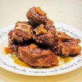 牛尾卤起吃别有风味