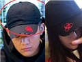 他俩情侣同款好多