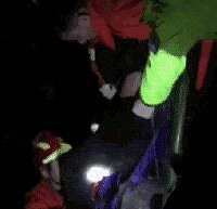 初吻被已婚同事夺走,她竟然跳河