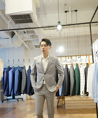 ֻ����һ��˧������װ�����������һϮ��ɴ