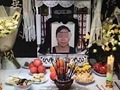 摔柯基女被设灵堂
