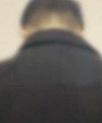 他读大学靠女友养活,如今被逼婚