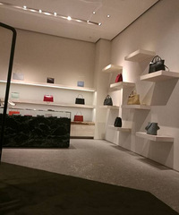 来成都ifs把心爱的celine frame刷入囊中