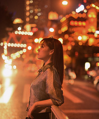 Լ����Ӱʦ��һ��ҹ����ģ��������ҹ���ĳ�����Ҳ��ô��