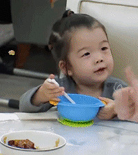 王栎鑫女儿王简直是流氓兔本兔