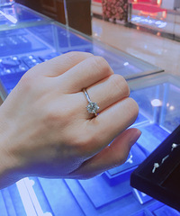 【婚博会提前逛】选对婚纱,你就是小仙女~