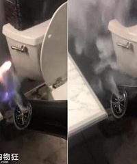 �ÿ��£�Ů������һ̨��������򿪿�������ˣ�����ճ�ͺͷ