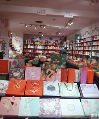 ����һ���Լ۱ȳ��ߵ�ϲ�ǣ���ʽ�࣬�ܶ��ƺ��ӣ�������������