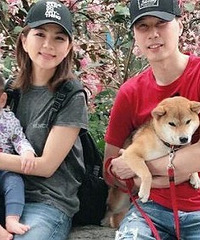 升级妈妈后的Ella,春节带儿子拜年