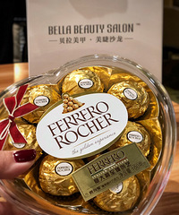 �������˸����ף�������һ�з������ɿ���