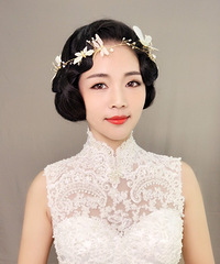 ��ױ�Գ����ߵļ��ӸУ�С���º͸���ױ�ݣ��ĸ����ʺ��ң�