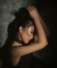 ���Լ���ʮ��������õ������ɫ��ɴȹ�ĳ����ʵ����ظ�