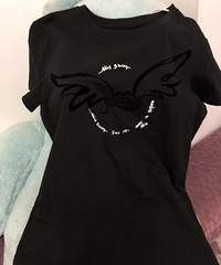 这T恤绝对是爆款,真的是抢啊! 还好我行动快