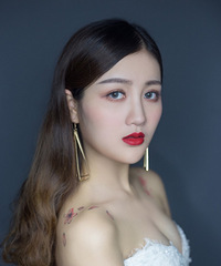 ��ױ���ĳ���д��ĸо���3�����Ͷ���ϲ�����Ҹ���ôѡ��