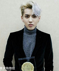 ��ʿ��װ�������ë�µ����ж�˧����λ�����Ǹ������