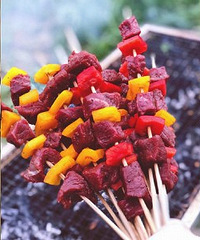 从白天烤到夜晚的江边BBQ